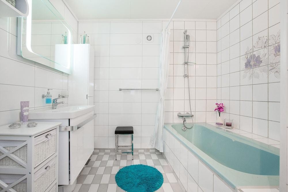 Bad i underetasje Galleribilde