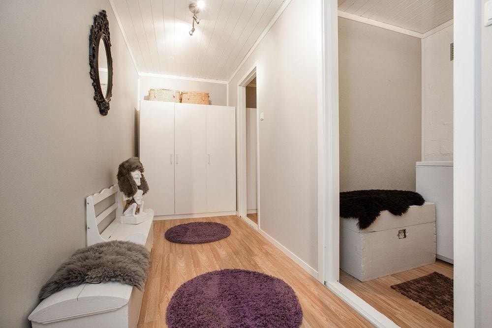 Bod og garderobeløsning i underetasje Galleribilde