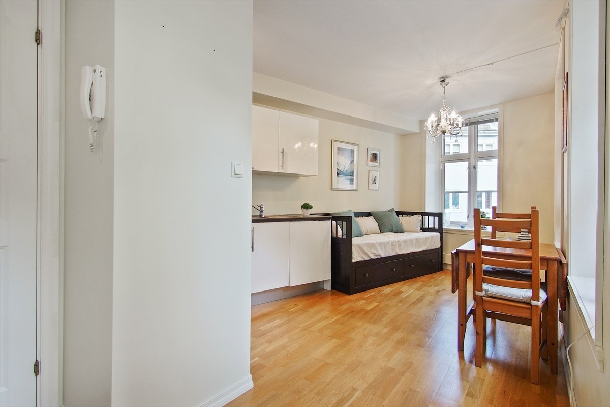 Leiligheten har svært god planløsning. Dette gjør at den oppleves større enn tallene skulle tilsi. Galleribilde