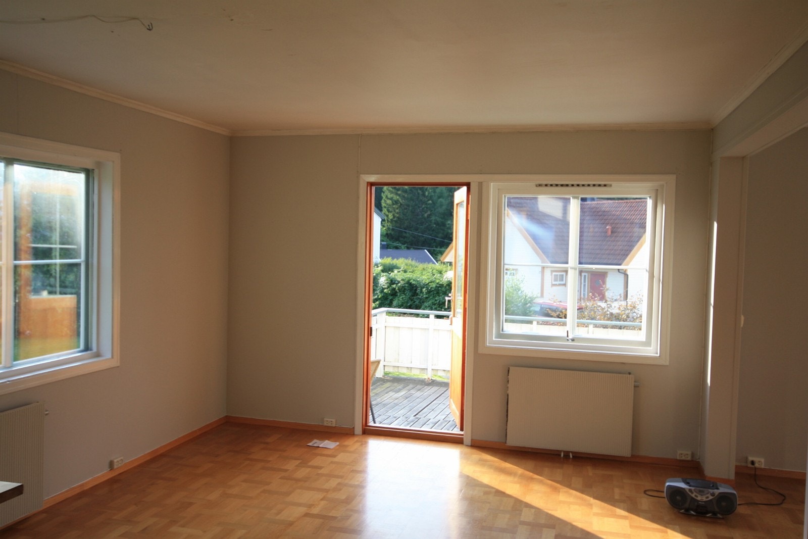 Utgang til veranda fra spisestue Galleribilde