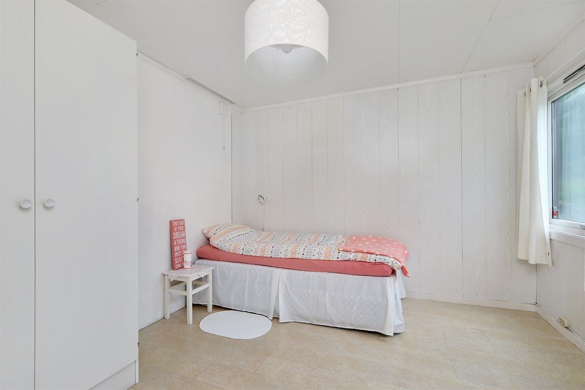 Soverom 2 i 1.etg. Galleribilde