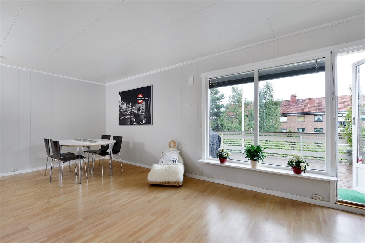 Spisestue i 1.etg. Galleribilde