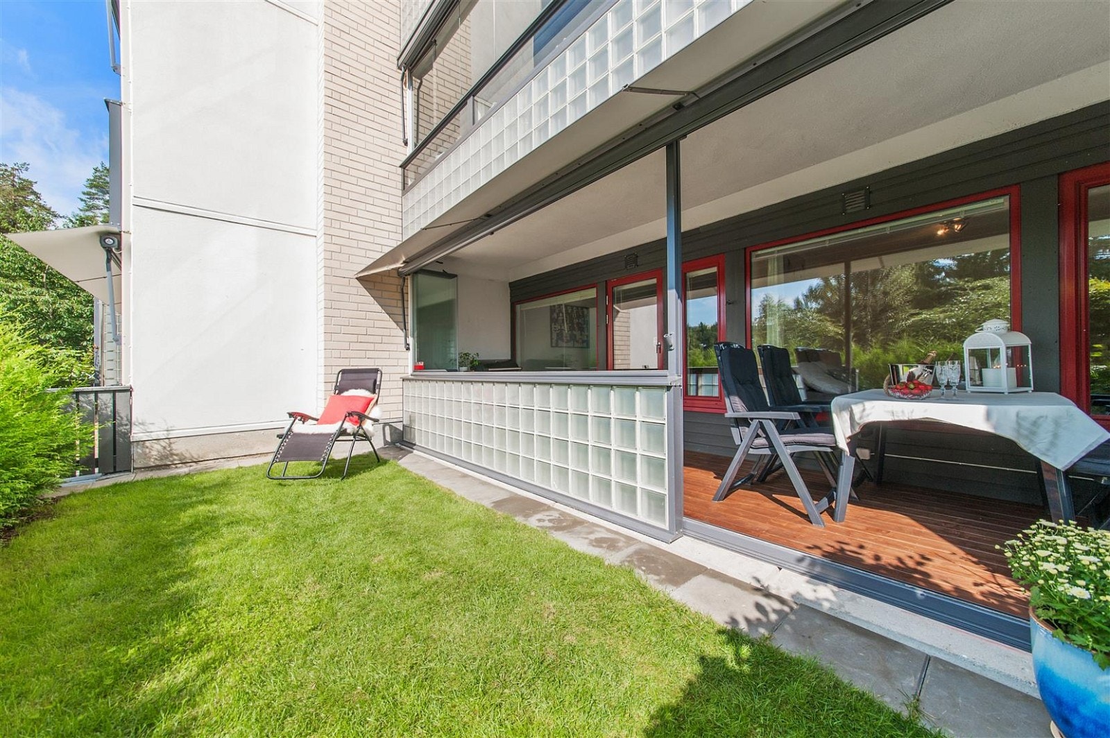 Sverre Iversens vei 23 presenteres av Jacob Lothe Carvallo Galleribilde