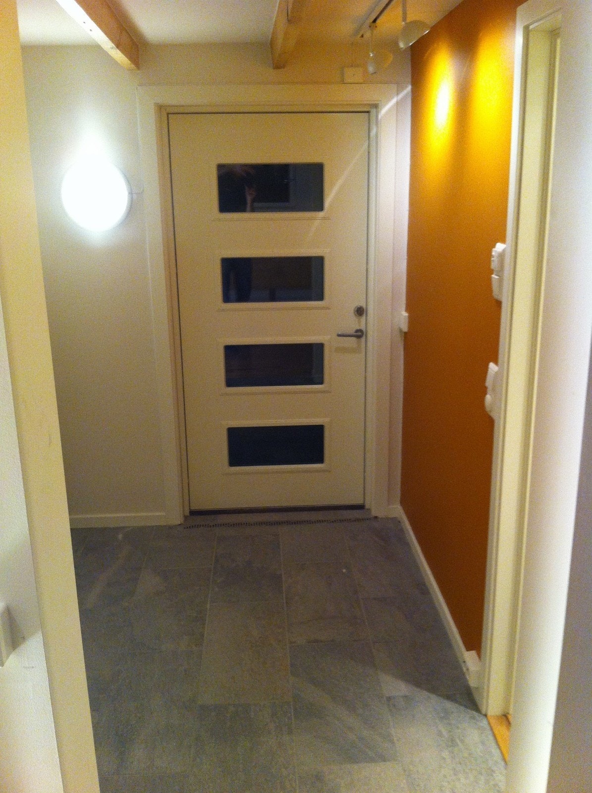 Egen inngang Galleribilde