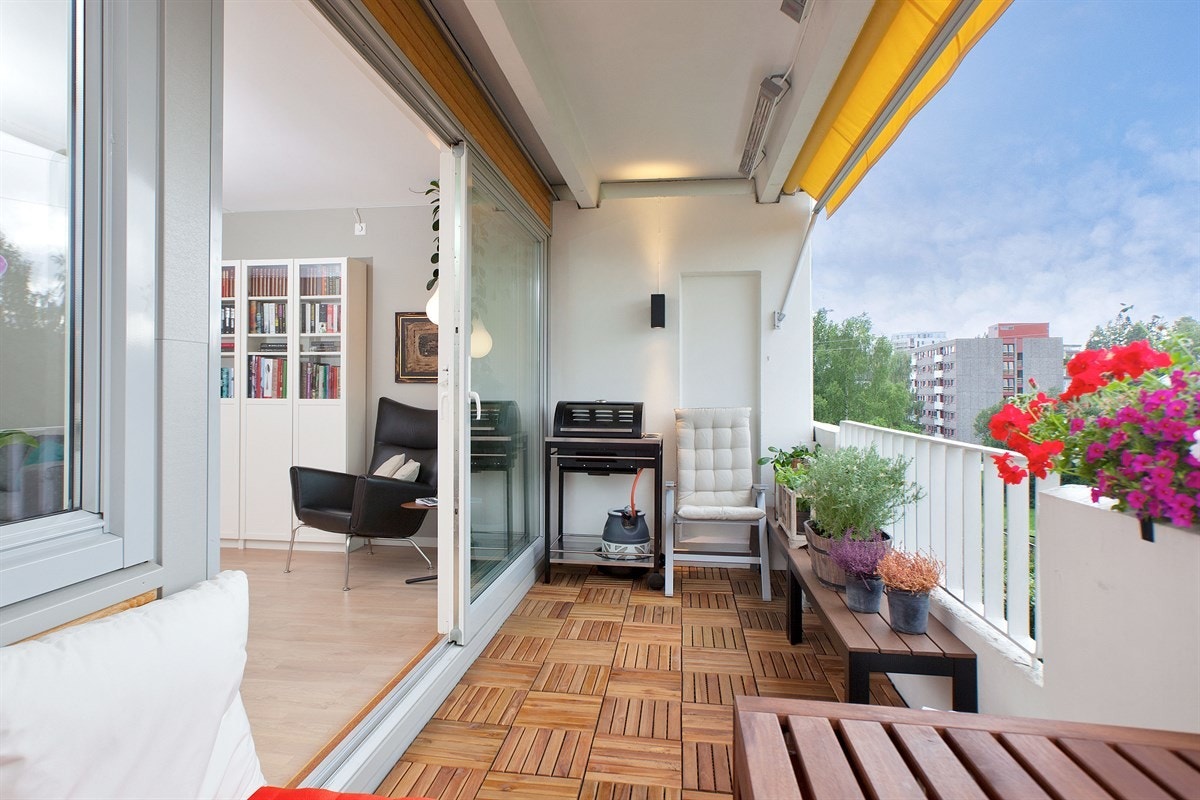 Overbygget terrasse med LED-belysning og varmelamper Galleribilde