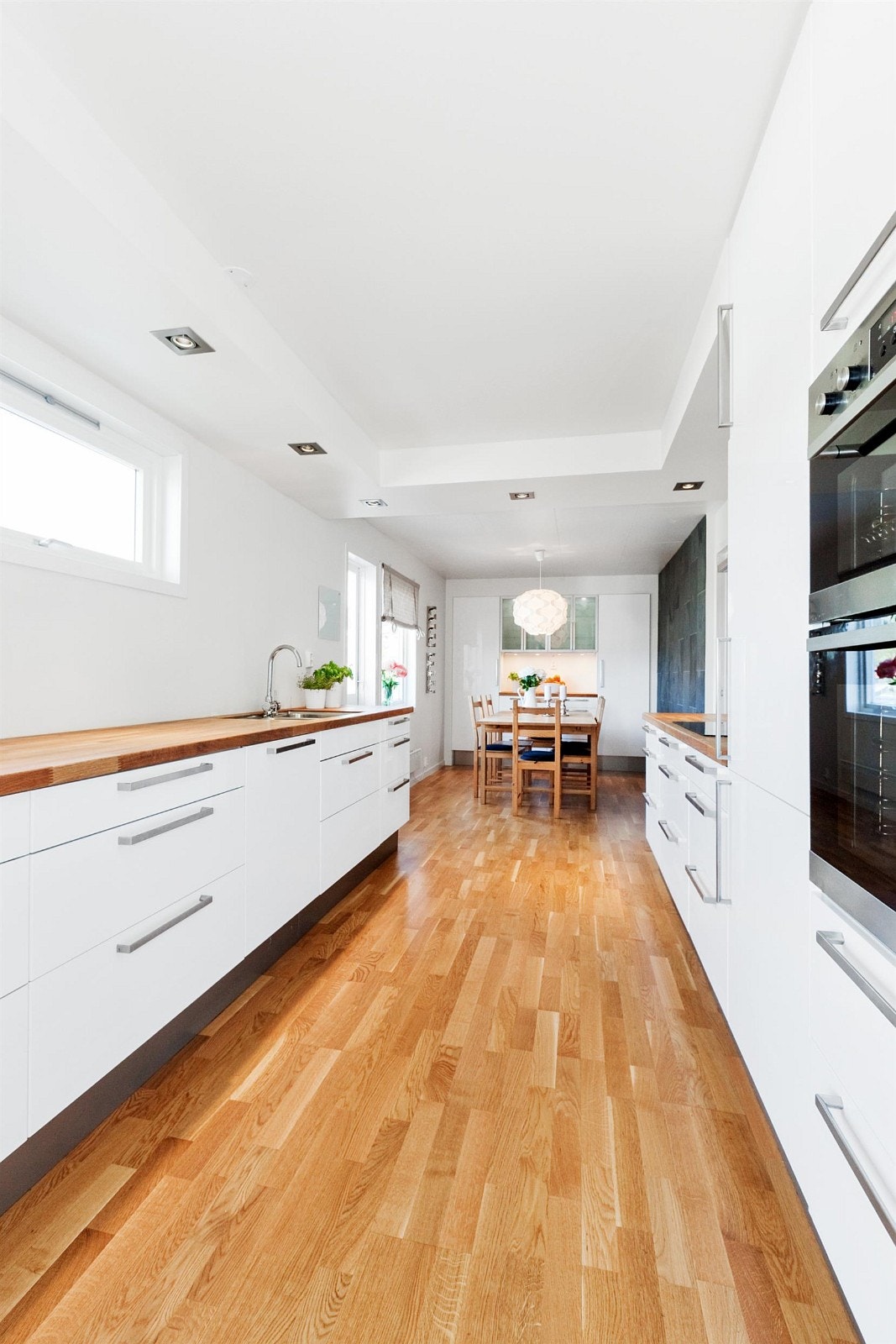 Integrerte hvitevarer medfølger. Galleribilde