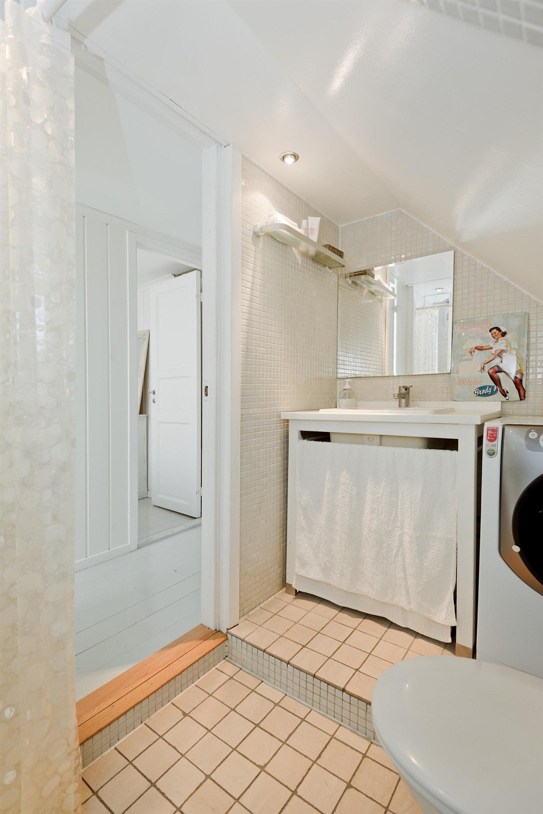 Bad/wc/vaskerom i 2. etasje Galleribilde