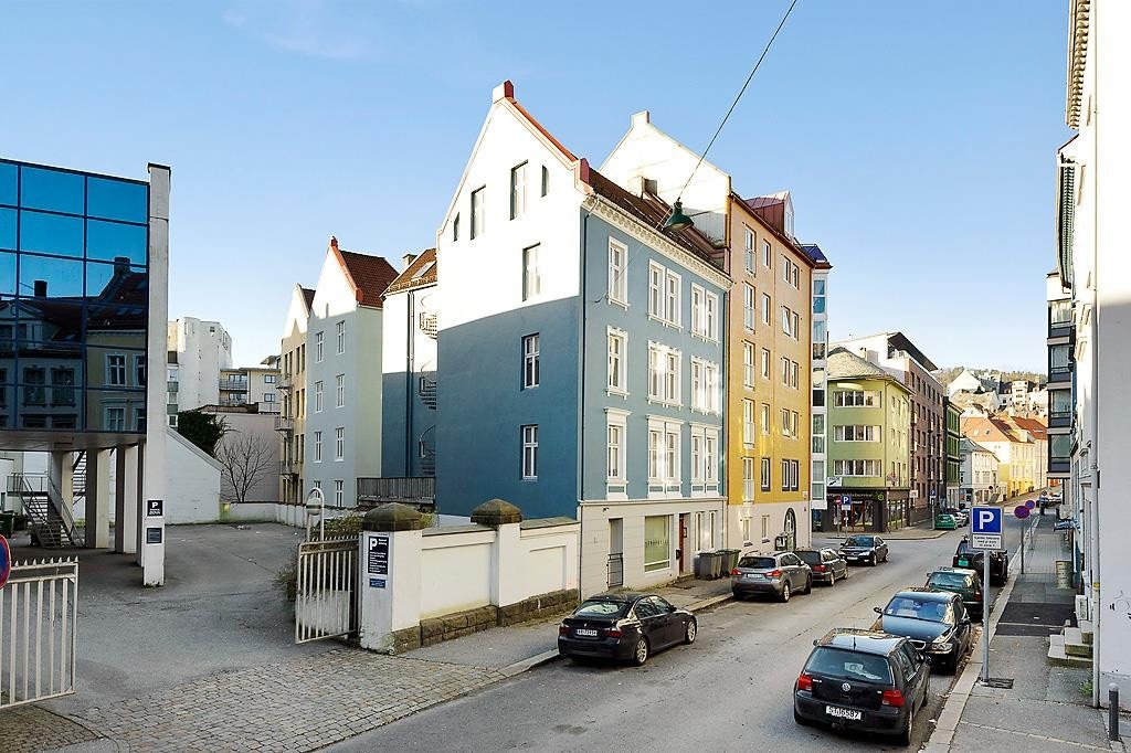 Fasadebilde mot gavlvegg Galleribilde