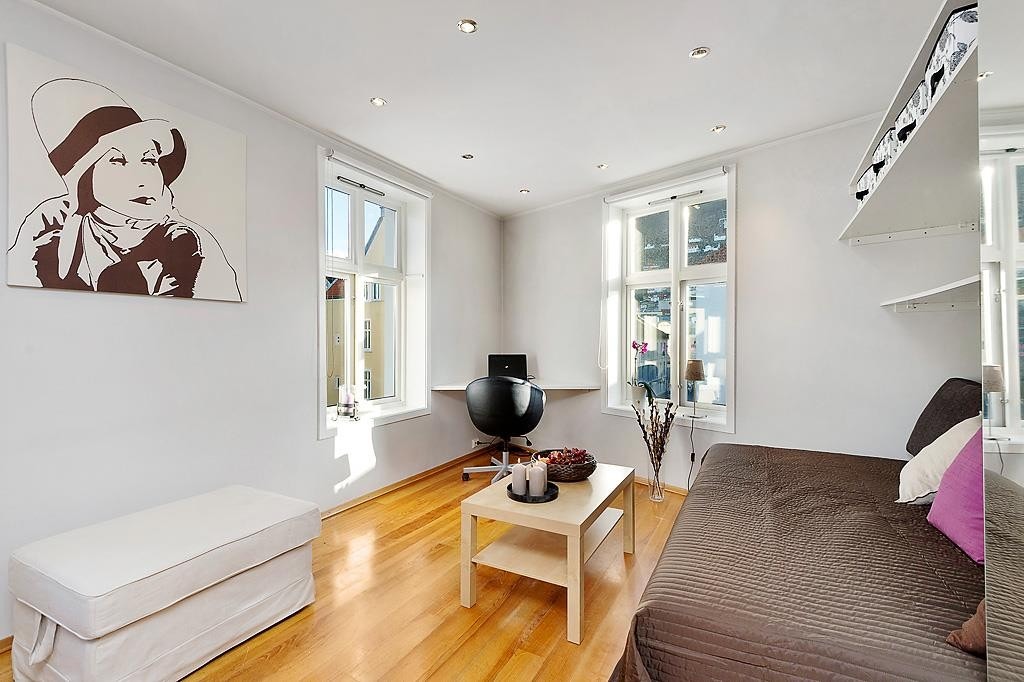 Stue med downlights Galleribilde