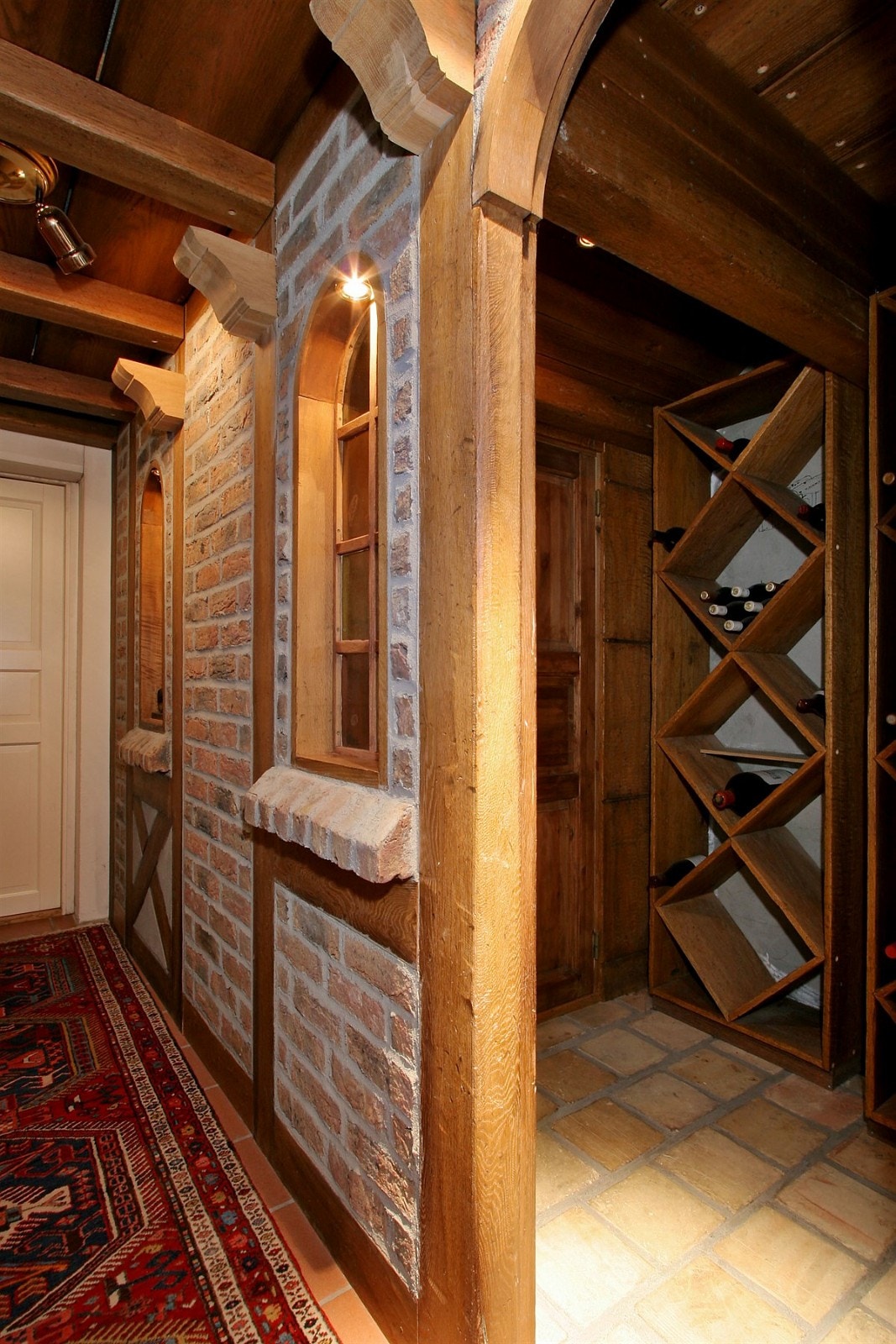 Damhaug og Nordvik har gleden av å presentere en unik og eksklusiv ariktekttegnet eiendom på Nesøya Galleribilde