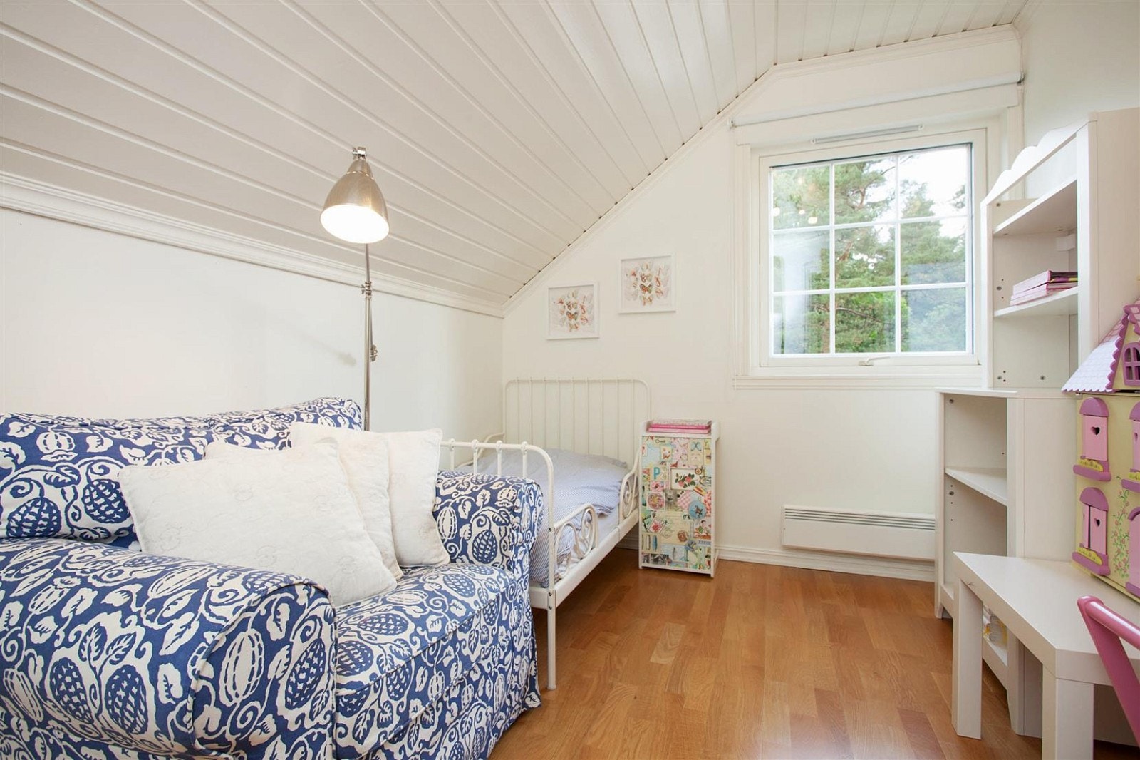 Ett av de 4 soverommene i andre etasje Galleribilde