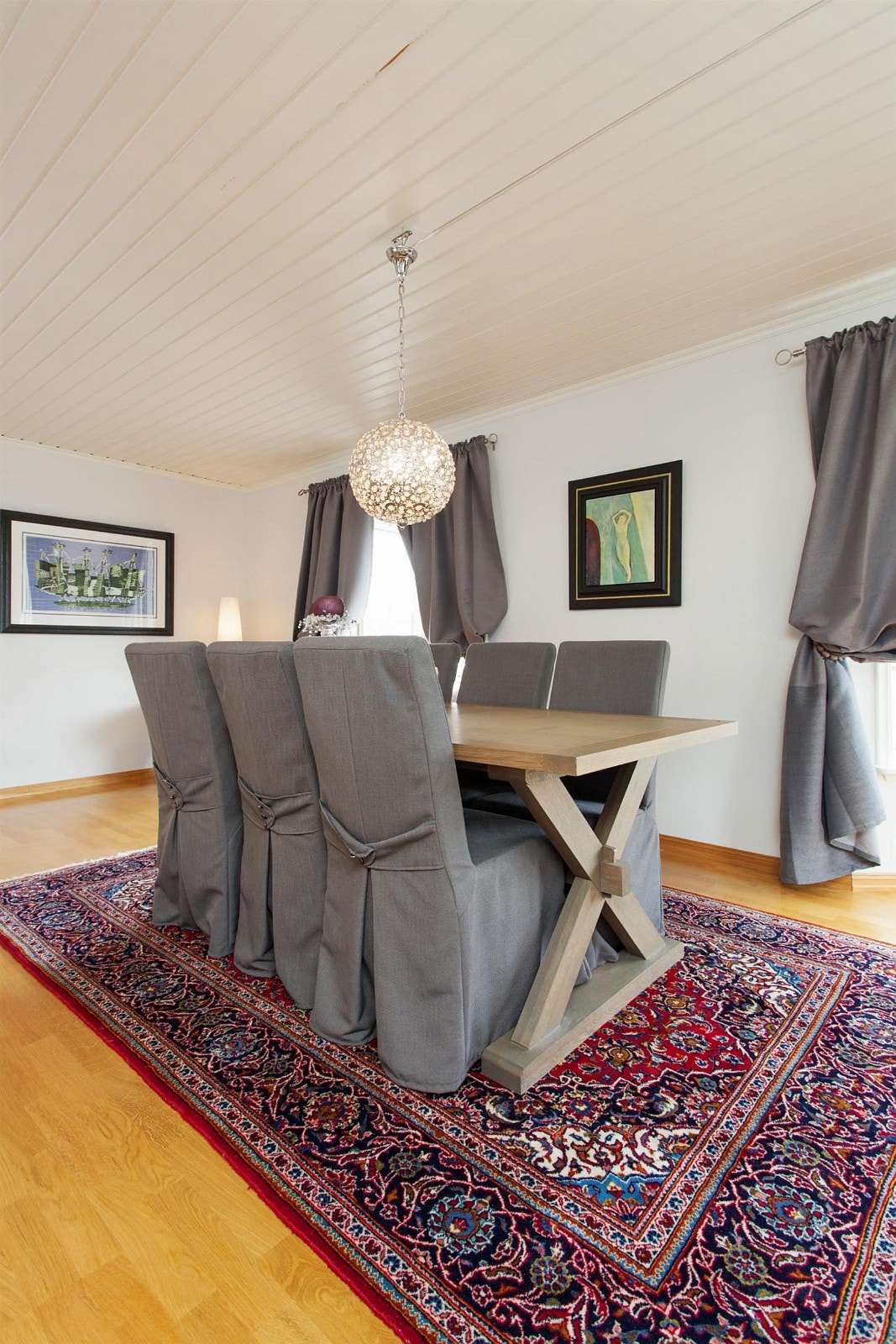 Meget god spiseplass i stuen Galleribilde