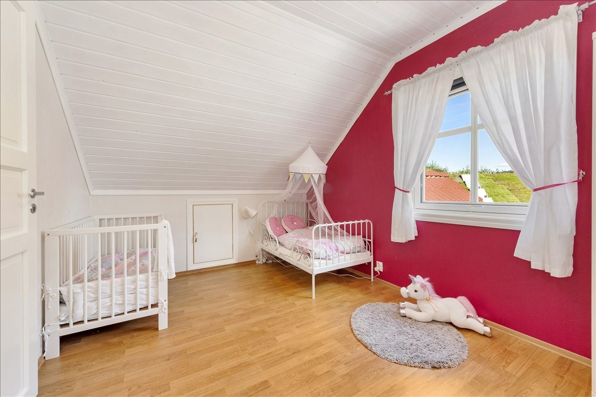 Soverom 3 huser i dag prinsessen, og ligger i 2. etasje Galleribilde