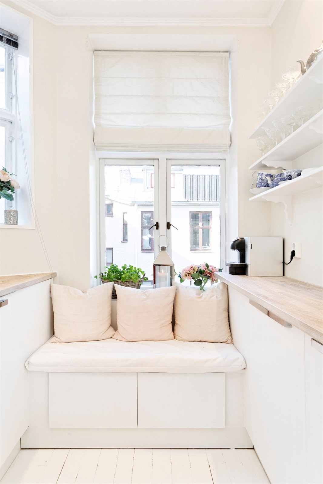 En kopp kaffe gir en god start på dagen Galleribilde