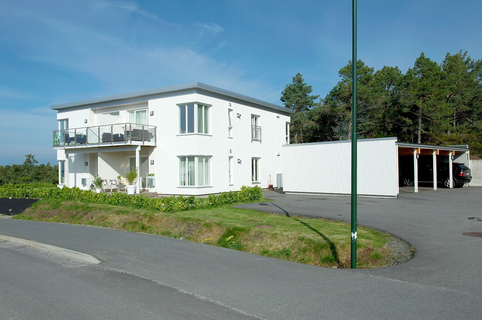 fasade - adkomst Galleribilde