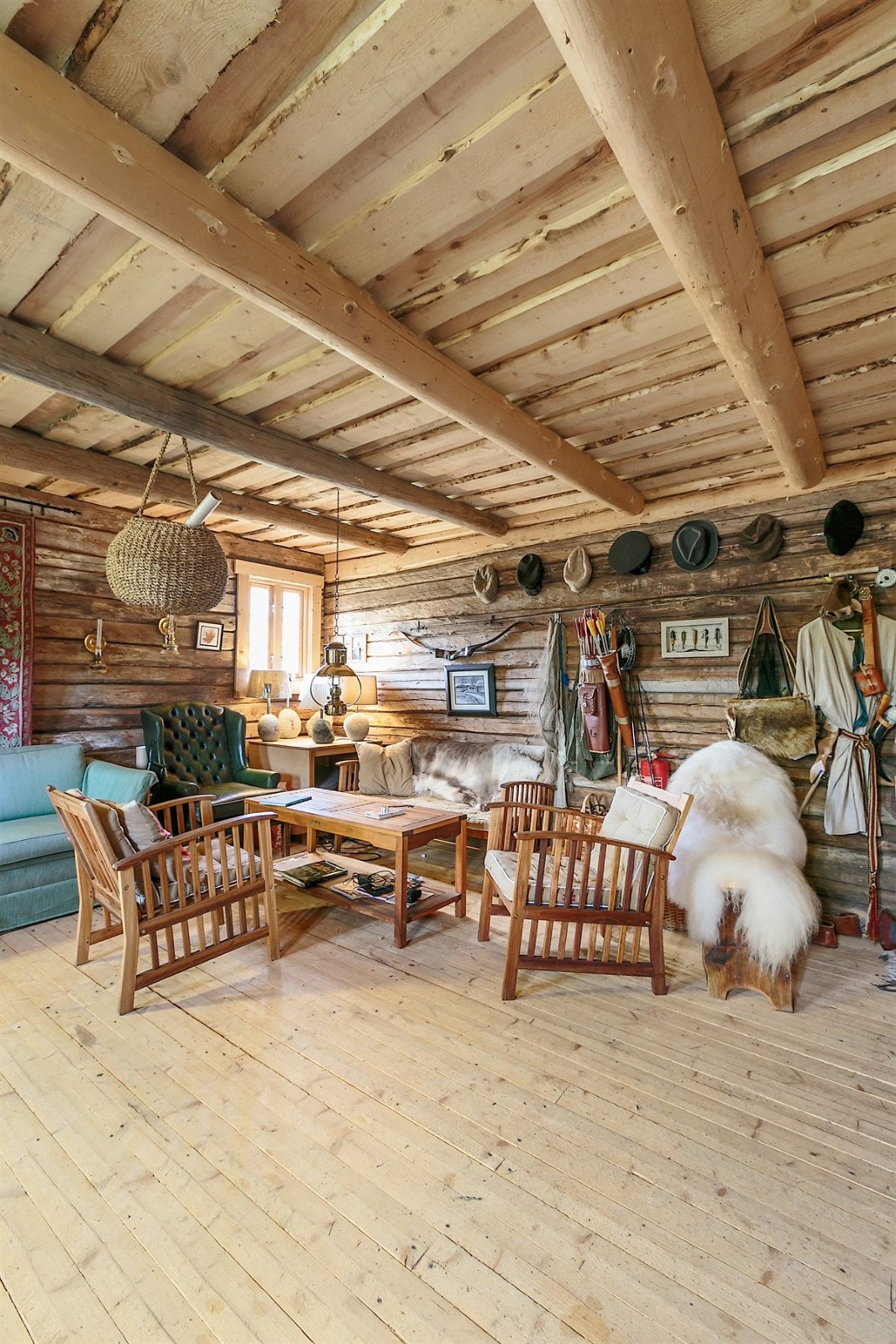 Snekkerbua i låven på nedre Bøensætre Galleribilde