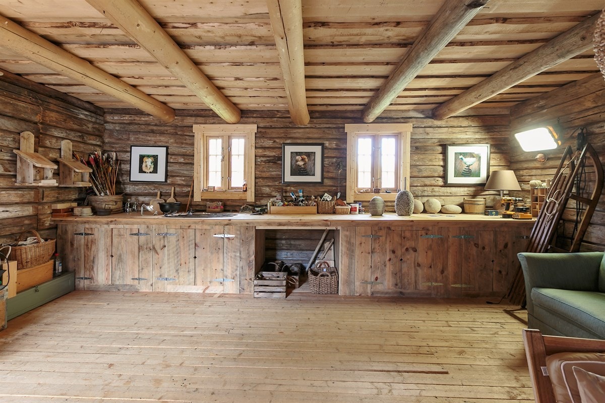 Snekkerbua i låven på nedre Bøensætre Galleribilde