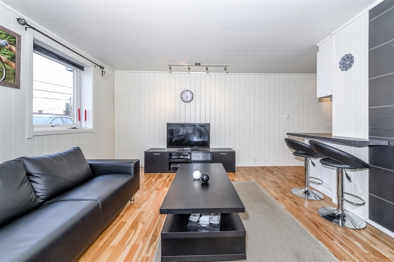 Stue utleiedel. Galleribilde