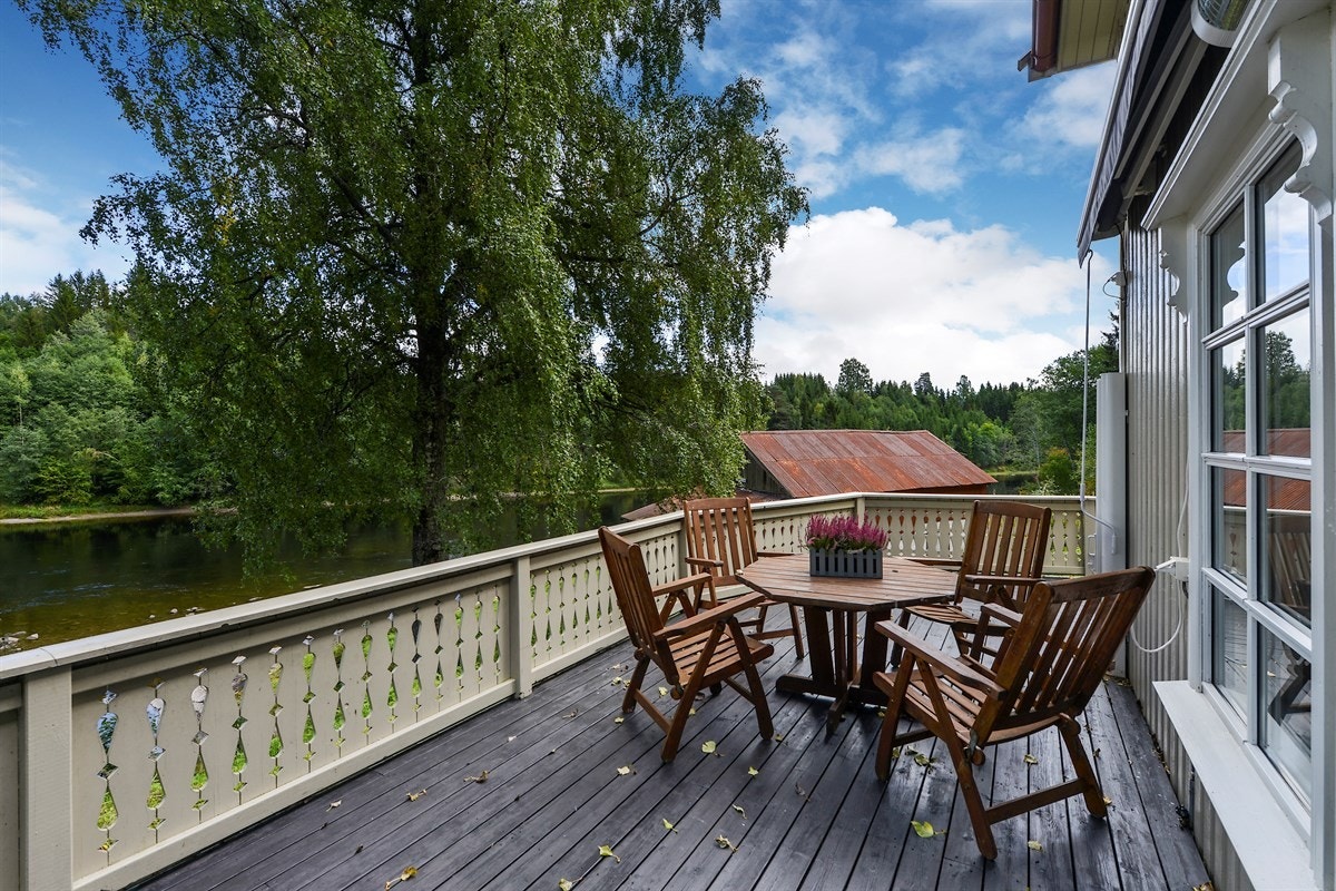 Terrasse. Galleribilde