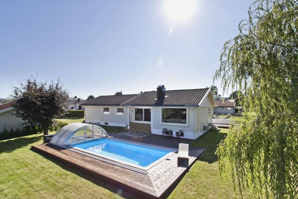 Lergravstrand 19 A - Skien - Tollnes Galleribilde