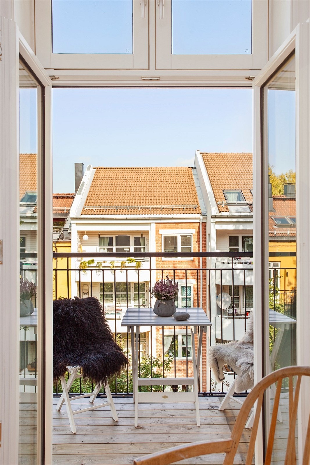 Balkongdører som kan åpnes og gi en luftig følelse. Galleribilde