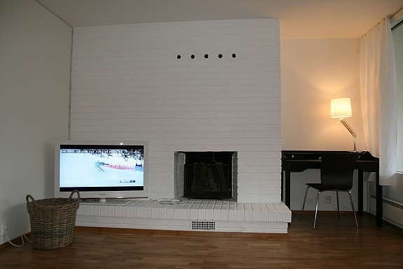 Peis i stue Galleribilde