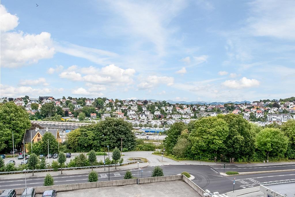 Utsikt fra stue og hovedsoverom Galleribilde