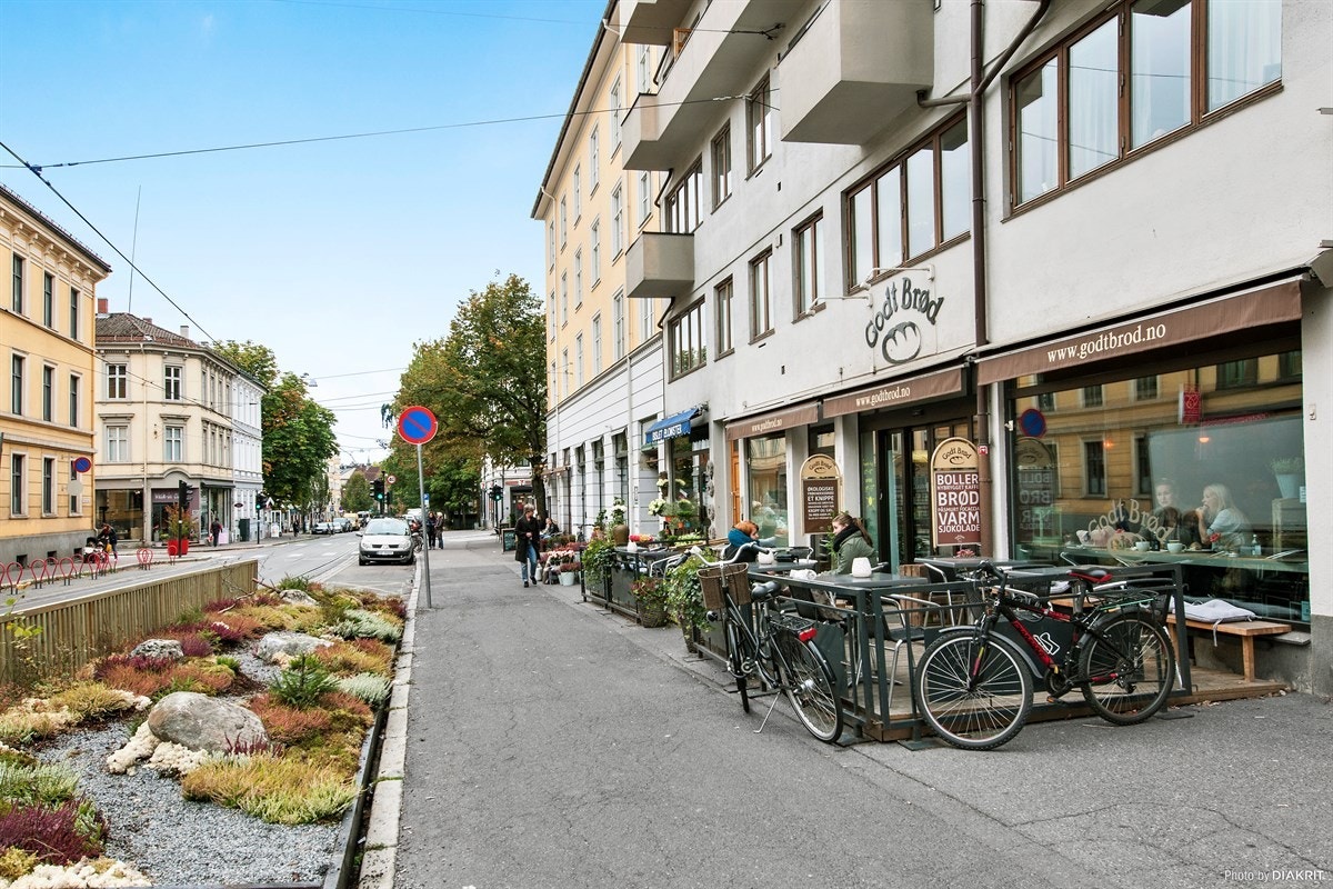 Hyggelige Godt Brød ligger rett over gaten Galleribilde