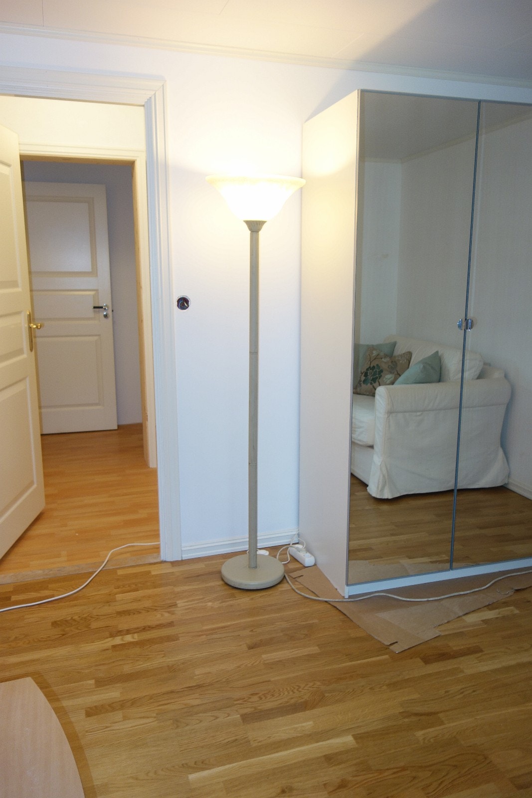 Room/Hybel nr 2, now available Galleribilde