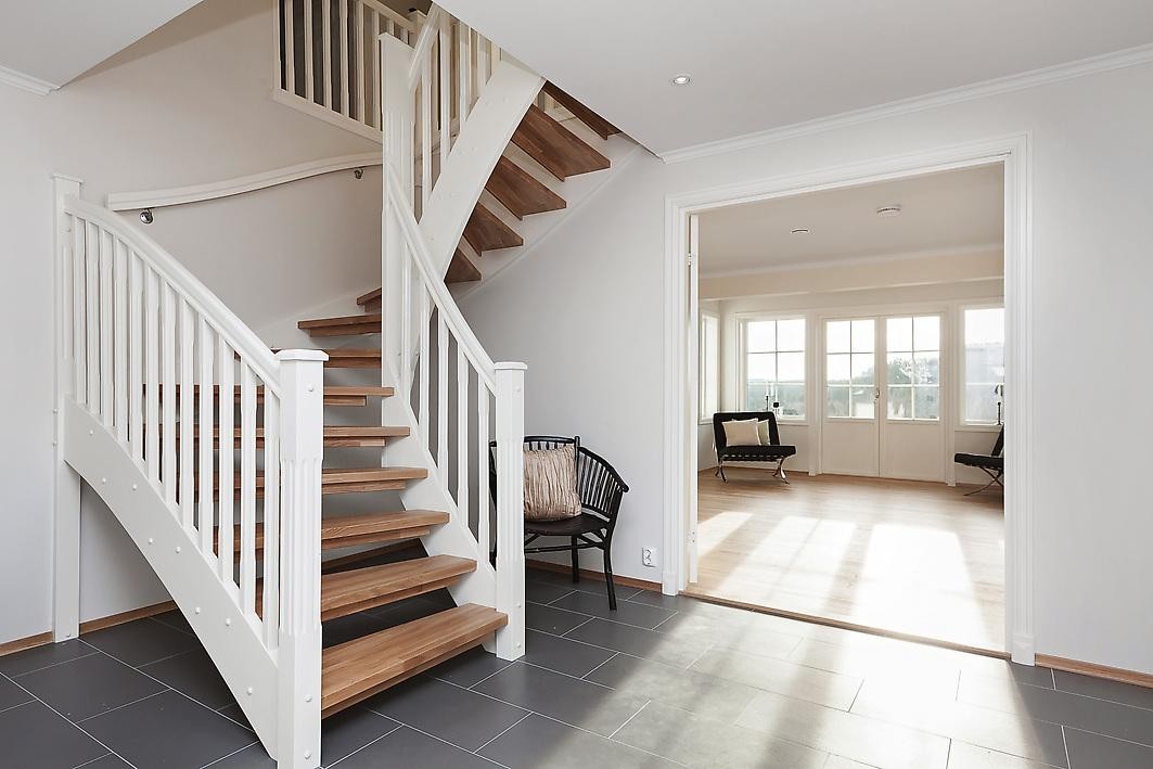 Hall 1 etasje. Galleribilde