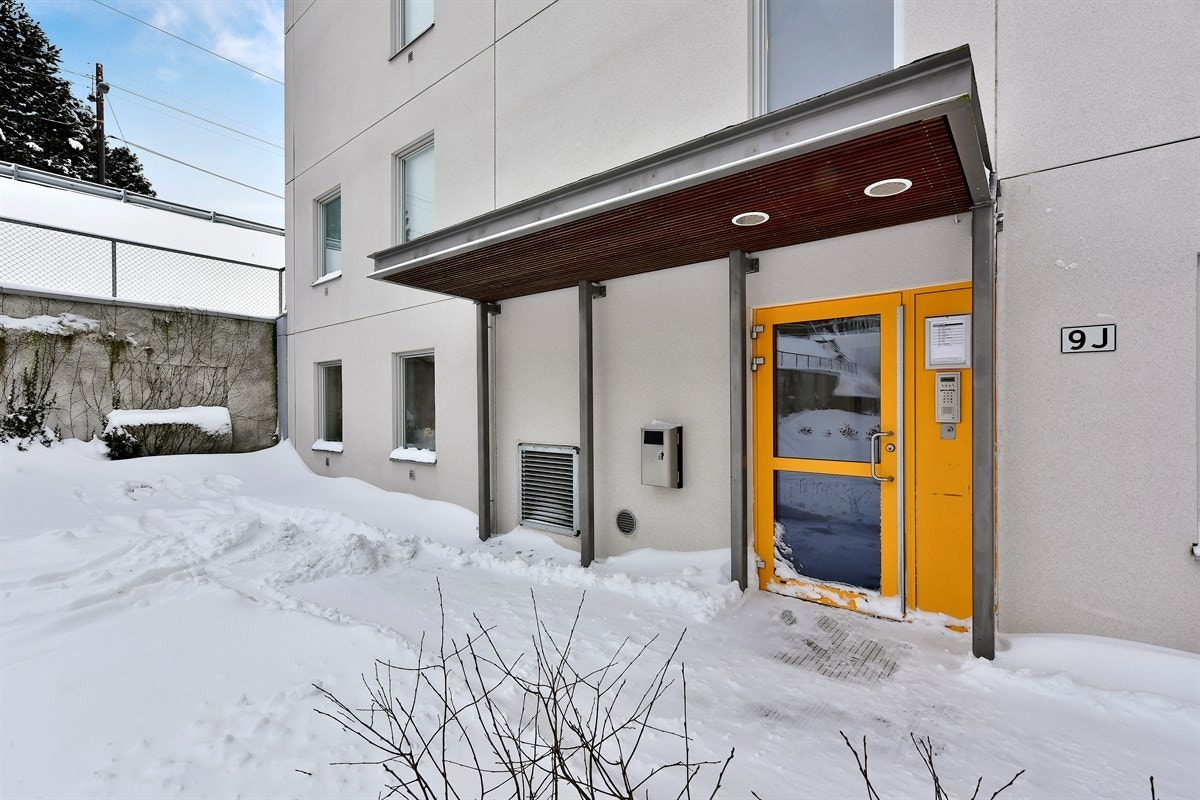 Inngangspartiet utvendig. Galleribilde