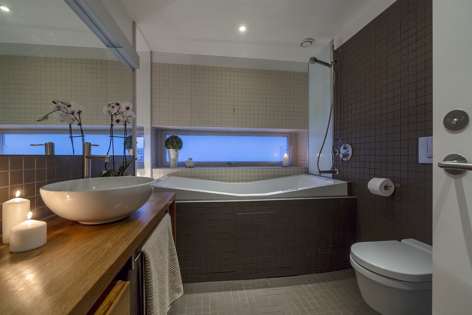 Bad med innredning fra Hole Design Galleribilde