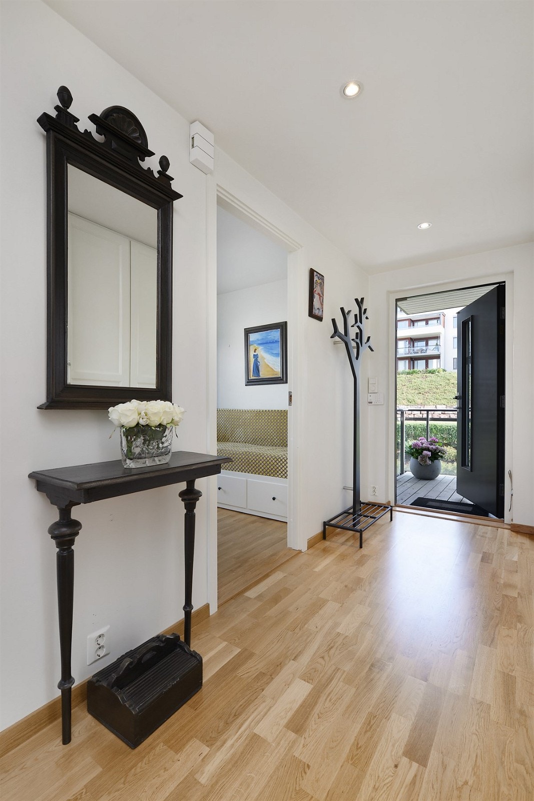 Gang med inngang til soverom 3. Galleribilde