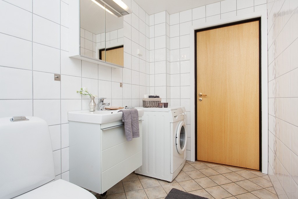 Bad/wc med opplegg for vaskemaskin Galleribilde