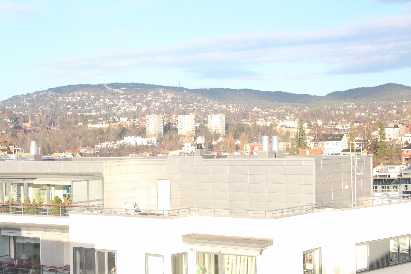 utsikt fra felles tak terasse Galleribilde