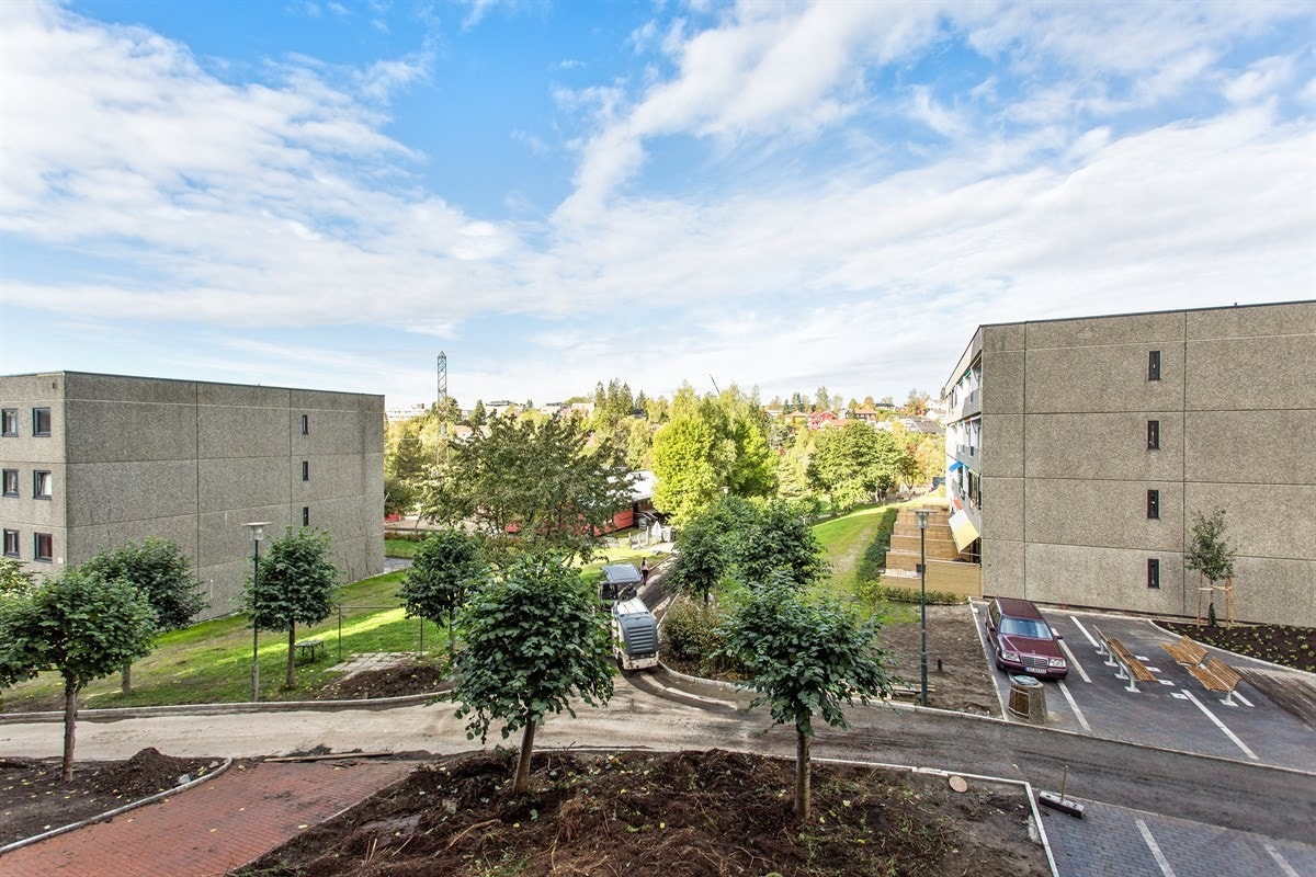 Hyggelig utsyn fra leiligheten. Uteområdene blir ferdigstilt i oktober til en flott standard Galleribilde