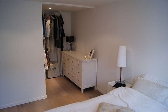 Soverom / garderobe Galleribilde