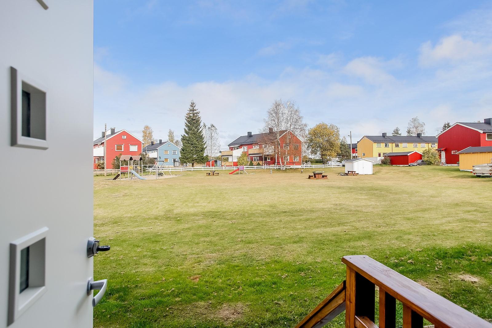 Utsikt til lekeplassen Galleribilde