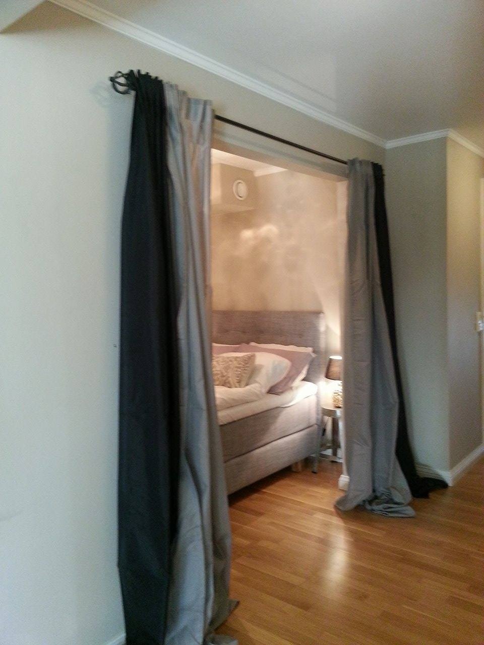 Sovealkove, møblert Galleribilde