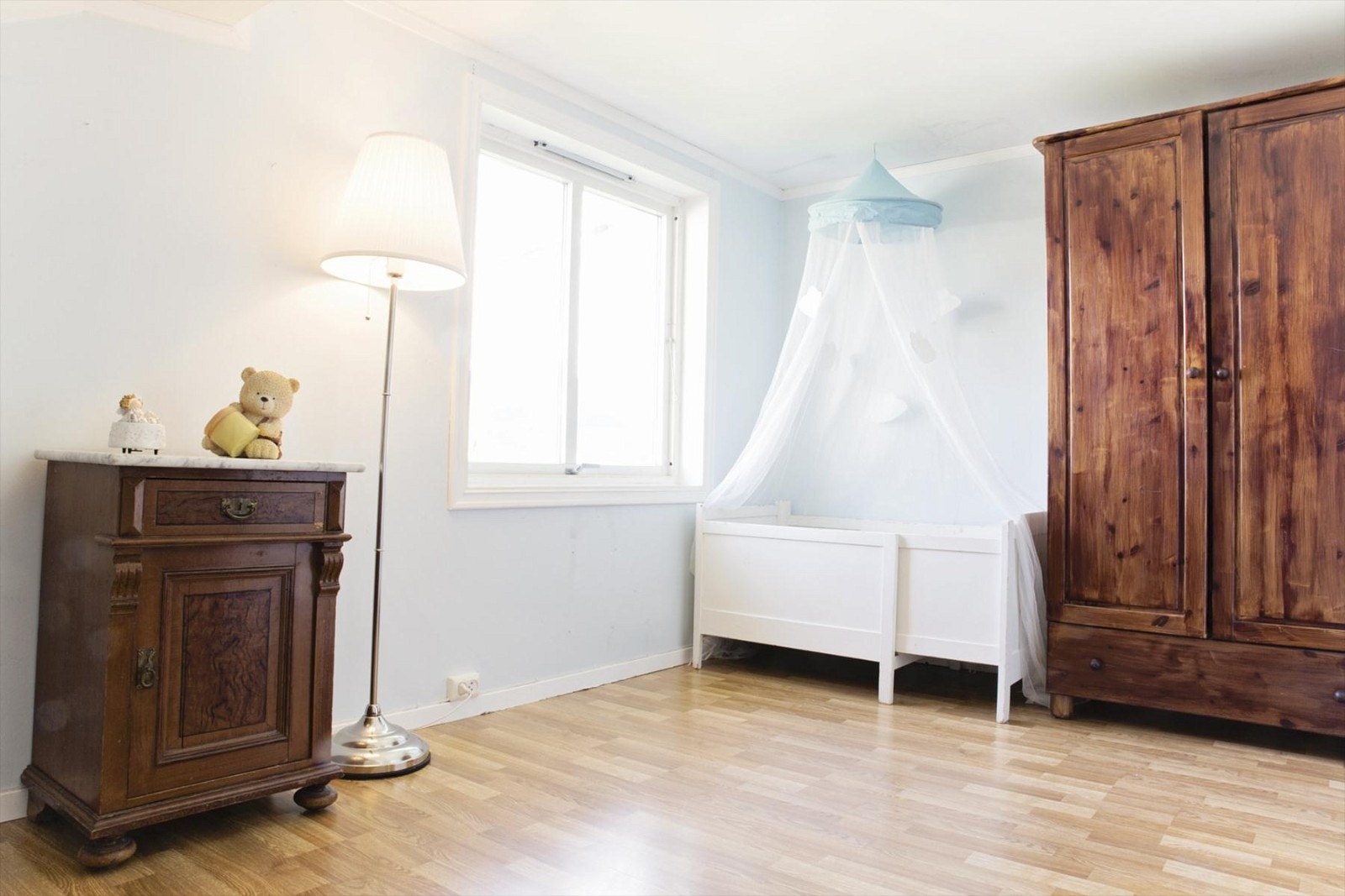 rom 2 etg Galleribilde