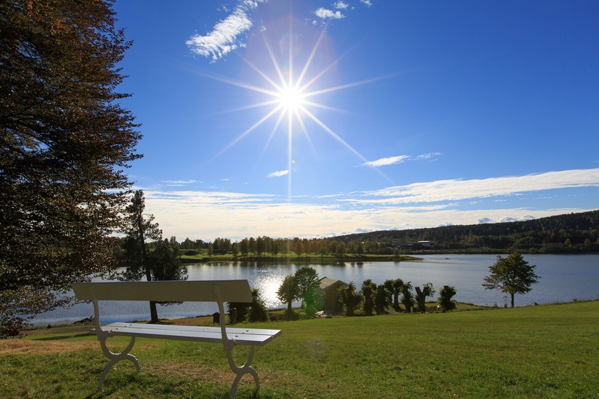Bogstadvannet med sine herlige badeplasser i sommerhalvåret. Galleribilde