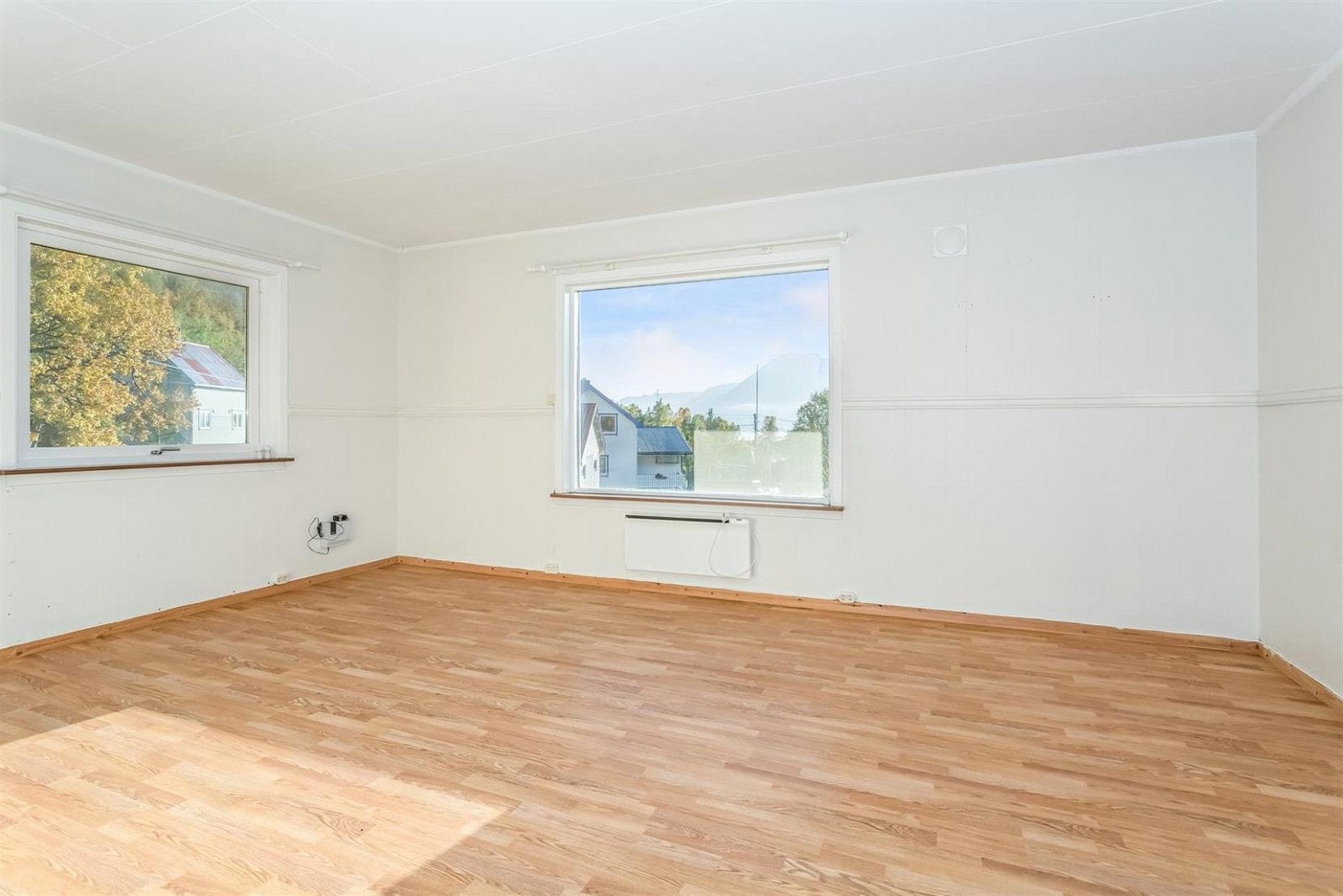 Stue i nr. 14. Galleribilde