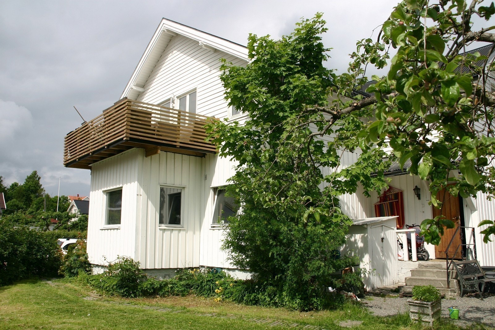 Fasade, leiligheten ligger i 1. etg Galleribilde