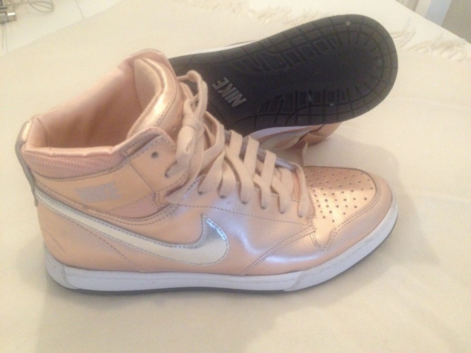 Damesko og sneakers i str 39. 40 | FINN.no Damesko og sneakers i str 39. 40 | FINN.no