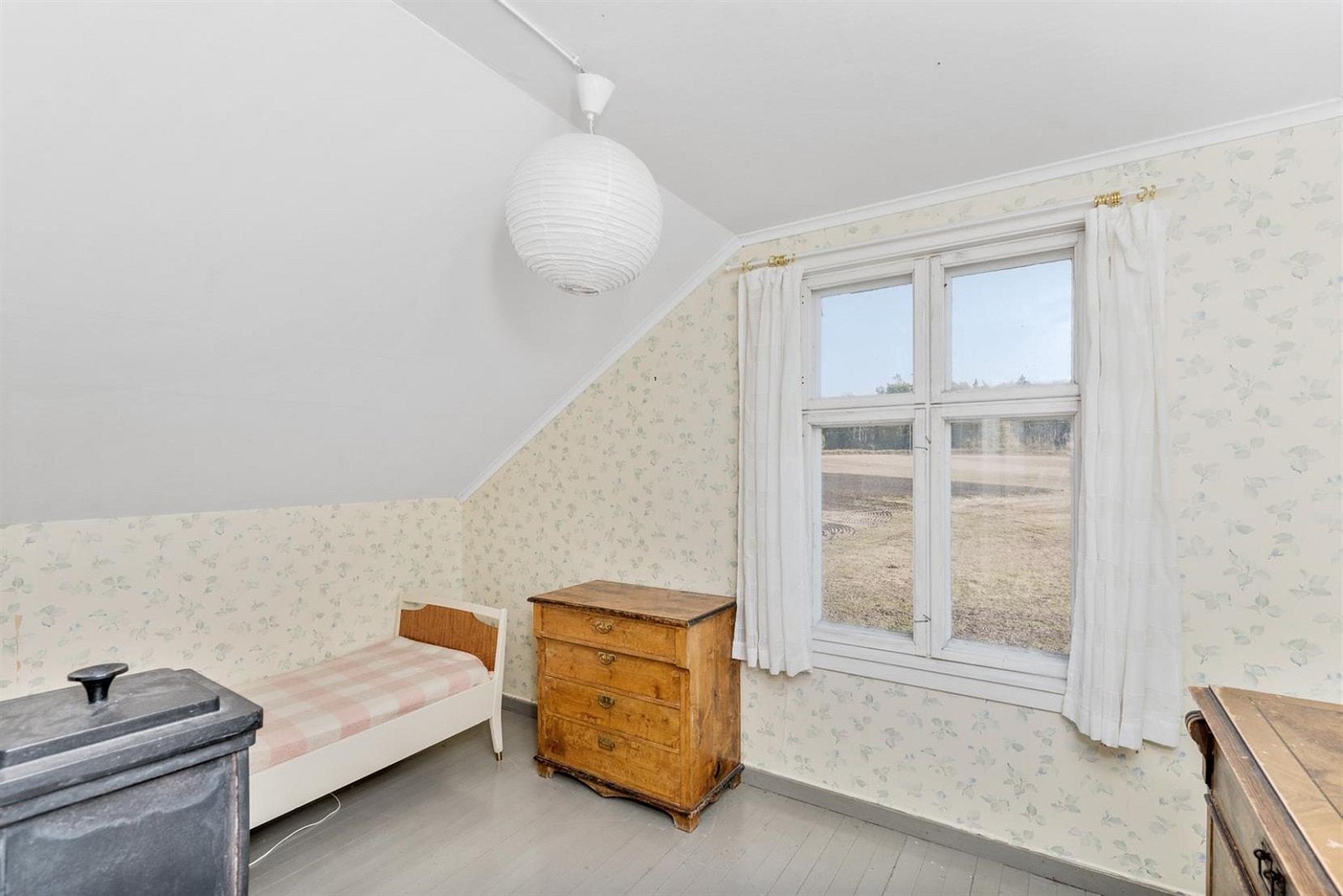 Soverom 2. etg. Galleribilde