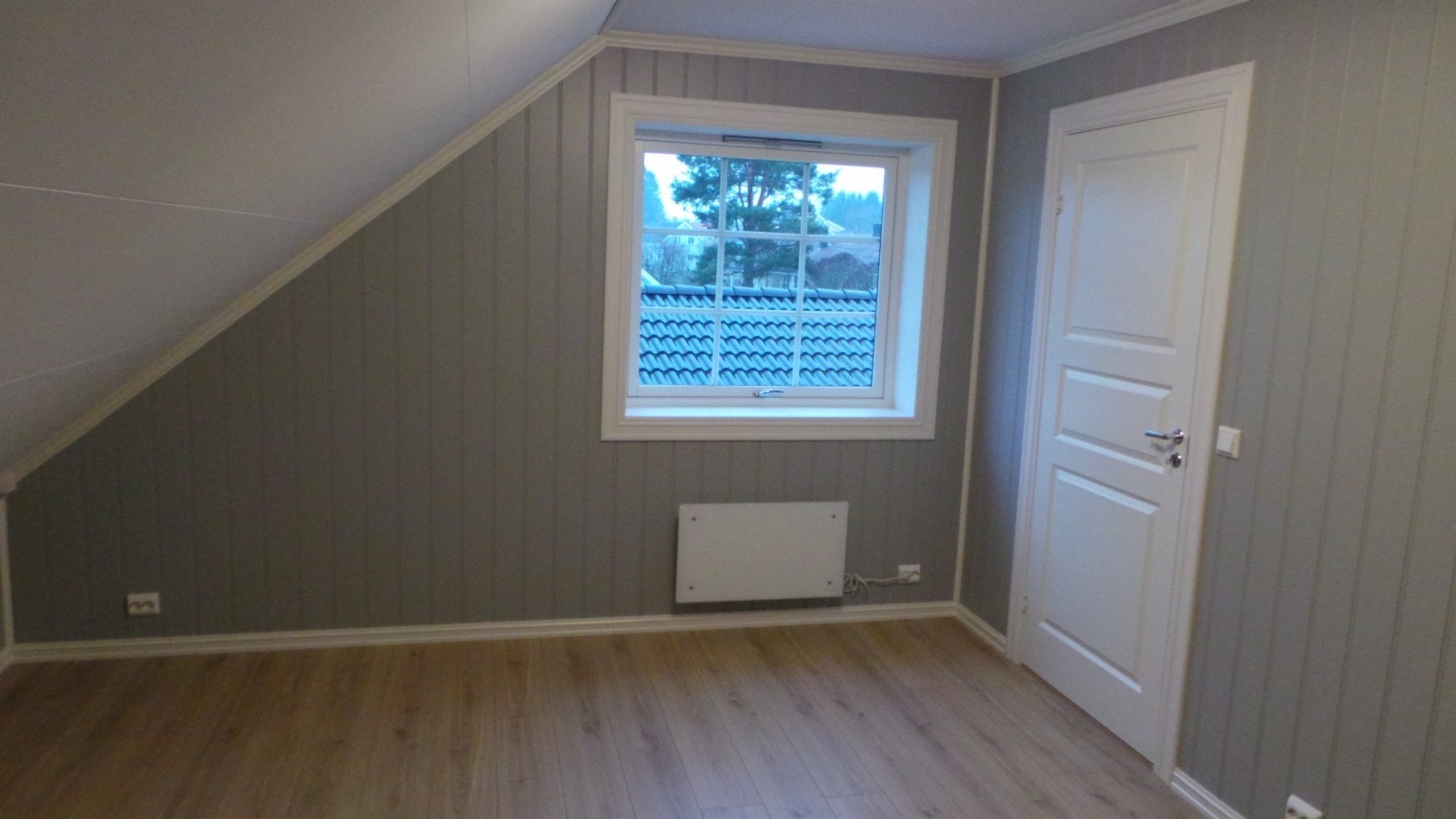 Dør inn til soverom 1 Galleribilde