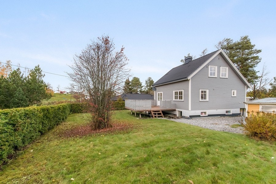 Solrik hage Galleribilde