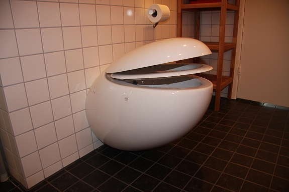 Bad - toalett med dempet sete Galleribilde