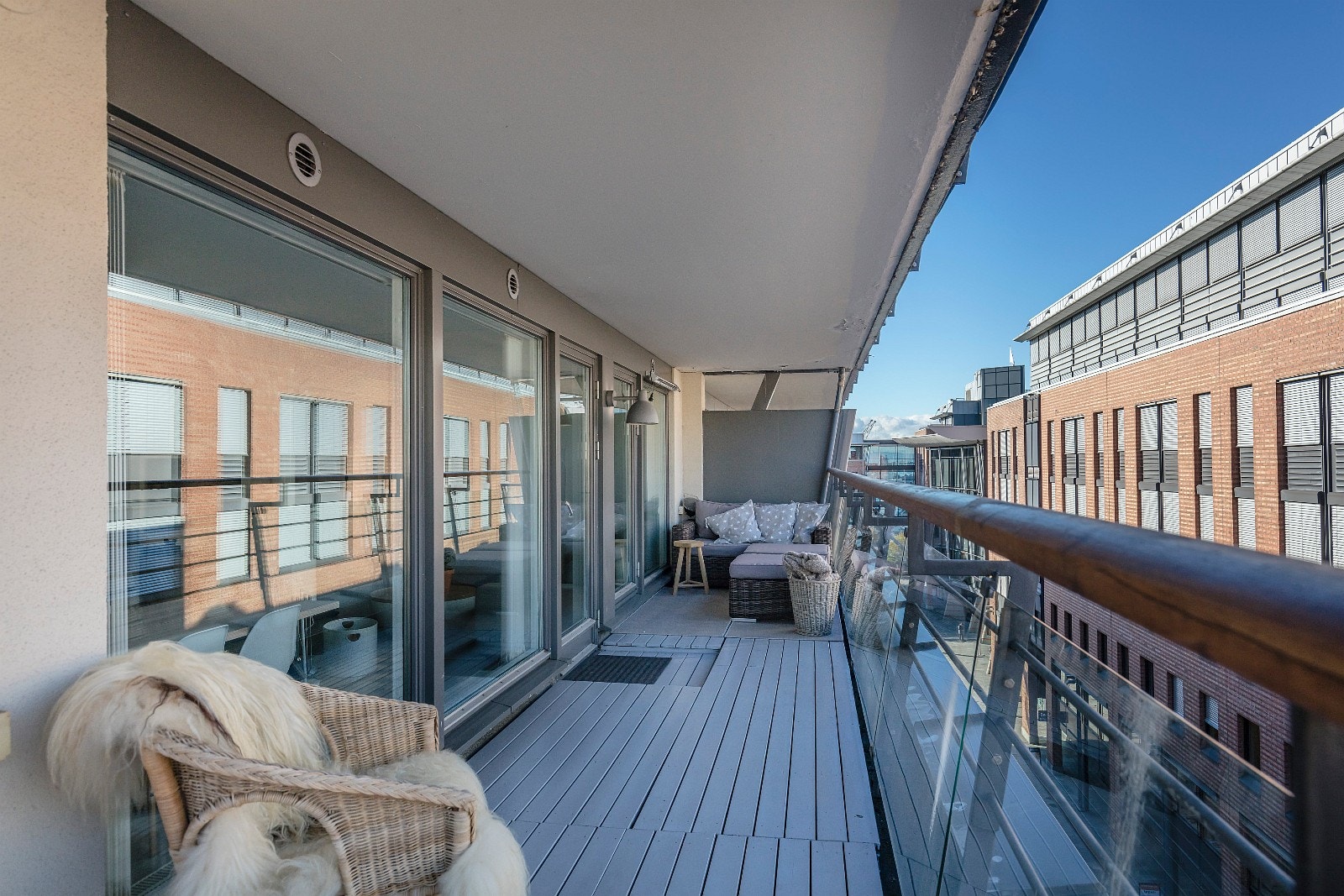Stor terrasse på ca. 18 kvm Galleribilde