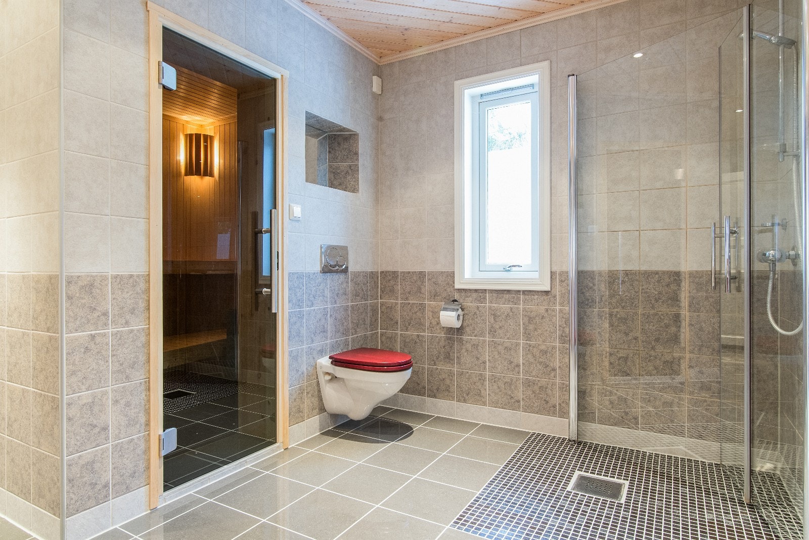 Bad i badstue i 2. etasje Galleribilde